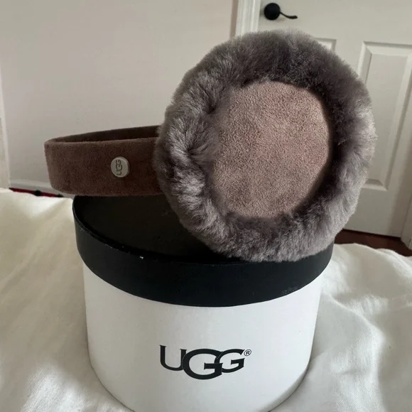 UGG Gray Shearling Earmuffs - Picture 2 of 4
